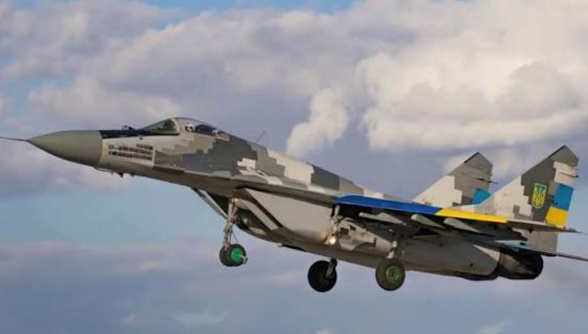 Точний удар Повітряних сил: екіпажі МіГ-29 знищили пункт управління російських дронярів в Олешках